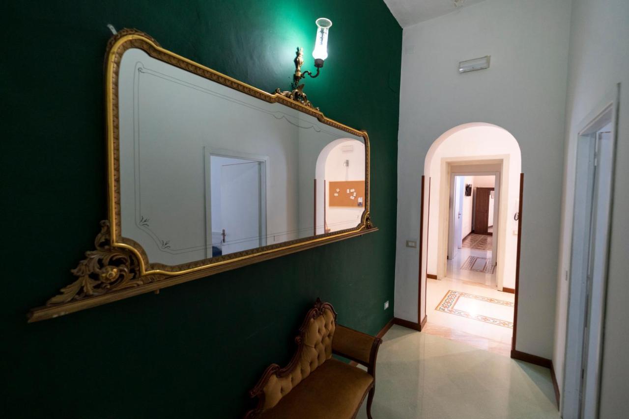 Calvino Rooms&Apartments Trapani Esterno foto