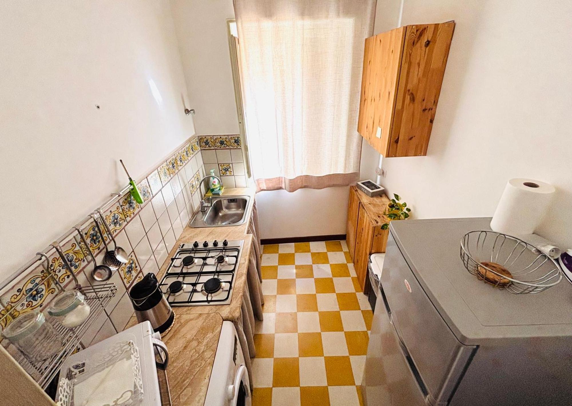 Calvino Rooms&Apartments Trapani Esterno foto