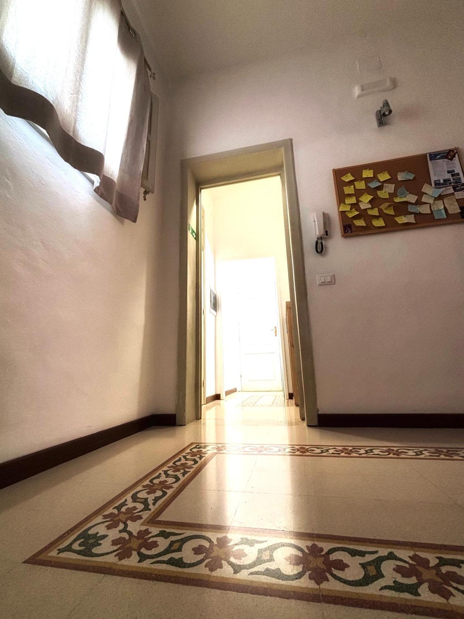 Calvino Rooms&Apartments Trapani Esterno foto