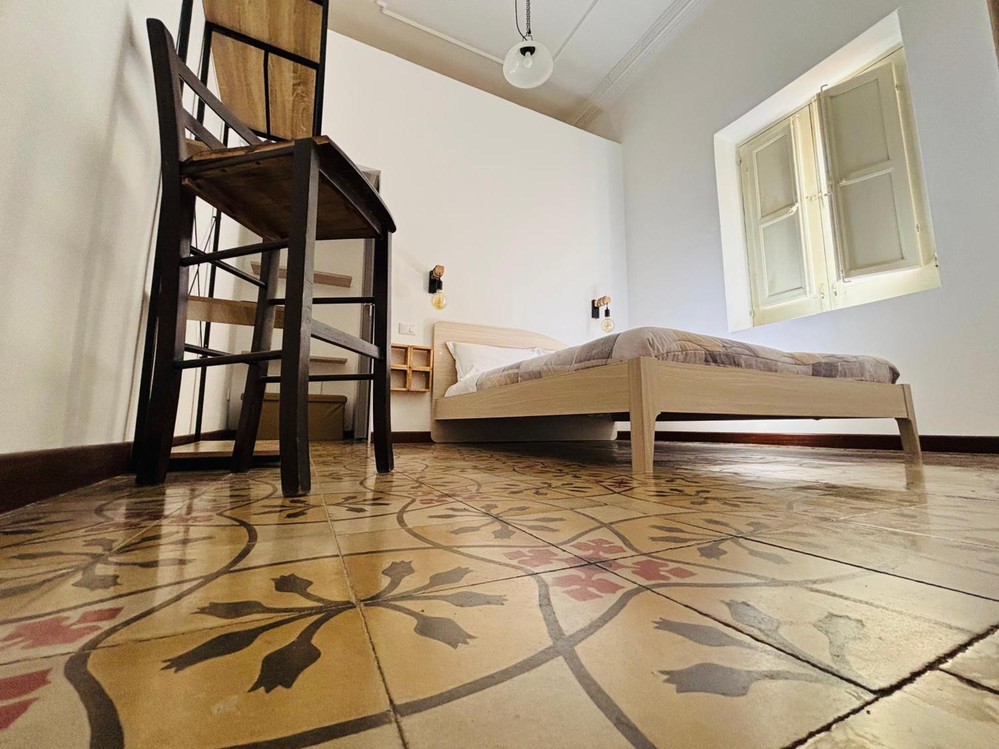 Calvino Rooms&Apartments Trapani Esterno foto
